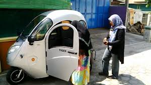 Check spelling or type a new query. Polisi Bolehkan Motor Listrik Roda 3 Tiger Digunakan Di Jalan Asal Okezone Otomotif