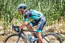 Rafał majka (zegartowice, polonia, 12 de septiembre de 1989) es un ciclista polaco que destaca como defenderse muy bien en la montaña y optar a las clasificaciones generales. Rafal Majka On Twitter Happy That I Had A Roubaix Bike On Cobblestones It Was A Hard Race But Smootherisfaster Roubaix Iamspecialized Photo Breakthrough Media Https T Co Dtkhbmjlop