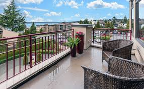 Ob auf dem boden oder hängend, sie gedeihen wunderbar und für den anbau auf dem balkon sind viele walderdbeerensorten geeignet, wenn sie eher kleinwüchsig sind. Einfacher Auf Und Abbau Welcher Boden Fur Balkon