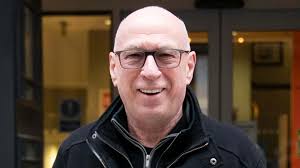 100+] Ken Bruce Wallpapers