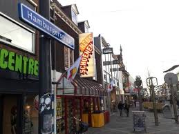 Schouwburg dit alles maakt doetinchem het centrum van de achterhoek. Verhuizing Winkels In Centrum Doetinchem Foto Gelderlander Nl