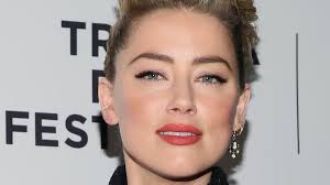 Amber heard is one of the hottest women alive, and she is a great actress. Veroffentlichte Nackt Pics Amber Heard Will Strenge Gesetze Promiflash De