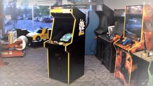 Forest bowling ticket redemption arcade machine is an exciting simulated bowling game machine that 2 lanes in one. Old School Capcom Coors Light Bowling Arcade Game Cabinet Hold My Beer Youtube