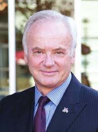 Jonathan Mun's Instagram, Twitter & Facebook