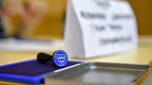 Alegerile pentru parlamentul european, desfăşurate în românia la 26 mai 2019, împreună cu un referendum consultativ convocat de preşedinte în acelaşi timp, votul de la referendumul din 26 mai a tras un puternic semnal de alarmă privind modul în care românii doresc să se comporte conducătorii lor. Lista SecÈ›iilor De Votare Din StrÄƒinÄƒtate La Alegerile Europarlamentare Din 26 Mai