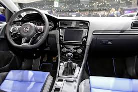 The car was registered for the first time in bologna in 1987 and then it was registered again in 1988 in modena for a. Galerie Volkswagen Golf Variant Concept R Line Innenraum Bilder Und Fotos