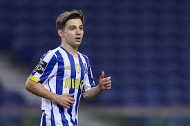 Rodrigo valente e francisco conceição num treino ainda sem o treinador sérgio conceição. Cskpynvzhfcsrm