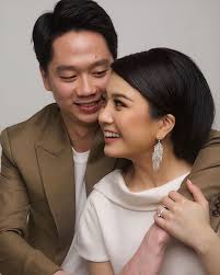 7 Potret Mesra Kevin Sanjaya & Valencia Tanoe Dalam Foto Prewedding
