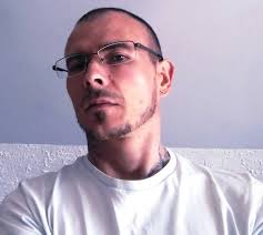 Witam , szukam mężczyzny, który nie będzie się bał pokazać mi swojej  ciemnej i jasnej strony. Brakuje mi drugiej osoby, z którym mogłabym się  dzielić rzeczami dnia codziennego. Chcesz się poznać? Odezwij