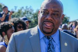 Johnson wins re-election as Savannah mayor