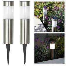 10% coupon wird an der kasse zugeordnet. Solarleuchten Fur Den Garten Hochwertige Und Gunstige Modelle Im Detail