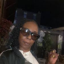 I ain't no Facebook comedian I'm funny in real life h*e🤣