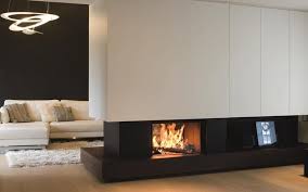 I camini moderni coniugano perfettamente il design e la funzionalità, rappresentando il perfetto connubio tra estetica e tecnologia. Camini Moderni Come Scegliere Quello Giusto Ristrutturazioni Com