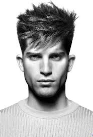 Tantissime foto e idee look per uomini che cercano ispirazione per cambiare taglio. Tagli Capelli Uomo Moda Inverno 2020 Daily Man