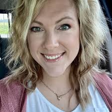 Does anyone have fertilized hatching eggs available in Central Illinois?