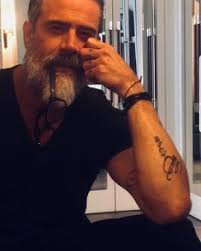 560 Walking dead ideas