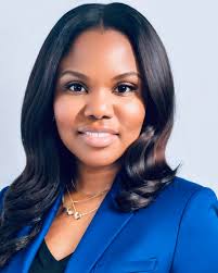 📢 Big RICE energy at @womanevolve today! Our very own Elise Robinson, Head  of Marketing & Communications at RICE, is speaking in the @wellsfargo space  at the Georgia World Congress Center at