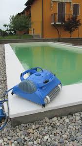 Piscine Laghetto Opera Pool W Dolphin Master M3 By Maytronics Pool Cleaning Robot Cleaner Pool