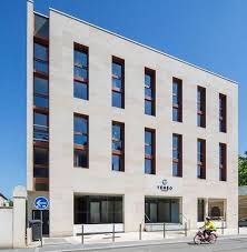 Bonjour à tous,voici le harlem shake officiel de grand lebrun. Logement Etudiant Proche Ensemble Scolaire Assomption Sainte Clotilde Bordeaux