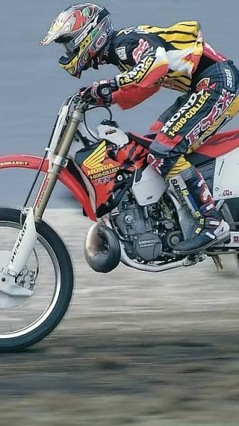 Kickstart your morning with Daytona Supercross 1996 🔥, Enjoy a throwback  from 30 Years ago inside Daytona International Speedway Jeremy McGrath on  his way to his first Daytona victory 🏁 @jeremymcgrath ...