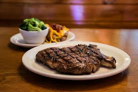 So, texas roadhouse appears to be an american chain of fast casual restaurants, which is focused on serving steaks and promotes the western theme. Texas Roadhouse And Outback Steakhouse Compared Which Is Better Business Insider