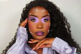 Bringing bold colours back: Make-Up Trend Pops in Lockdown