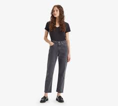 Levi sales crop jeans