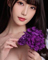 庭在一瞬間，2024花語MD in frame： 甜美純欲瑋庭@_ting91423_ 攝影師：歡迎追蹤臉書： 粉專： Steve Mars FB：  Steve Marss IG2.0: @steve.venus_ IG3.0： @steve.mars._ 美女平台： #170beauty