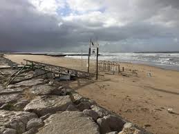 O fogo deflagrou este domingo e não resultou em vítimas. 15 Best Things To Do In Costa Da Caparica Portugal The Crazy Tourist