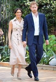 Αυτό είναι το φύλο του παιδιού που περιμένουν. Tzenh Mpalatsinoy Kalokairinh Emfanish Sto Pleyro Toy Basilh Kikilia Sth Santorinh Thenewspaper Gr