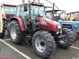 Case IH CS-86 Tractor