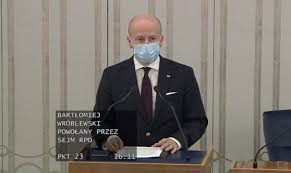 Poseł na sejm rp v, vi i vii kadencji. Grounwxy Mahmm