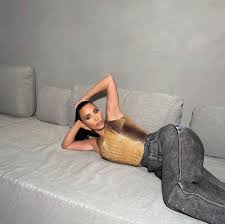 Kim kardashian is only thinking about her children on the heels of the news that ex kanye west is seeing model irina shayk. Kim Kardashian West On Twitter Rise And Shine Who Can Say This Without Singing It In Ky S Voice