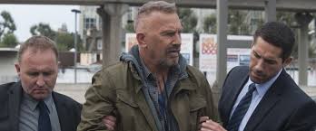 Criminal movie review & film summary (2016)