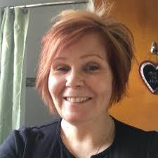 Clarissa Keating's Instagram, Twitter & Facebook