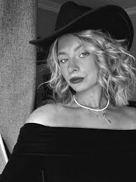 Did someone say modern day cowgirl?