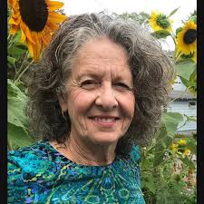 Tracy Standish Brings Her Stain Glass-Abstracts to Clinton