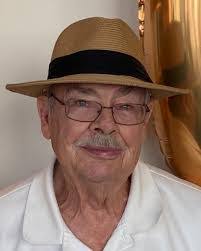 Daniel Killam's Instagram, Twitter & Facebook