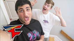 Faze censor height is five feet, ten inches tall. They Said I Was Too Tall Youtube