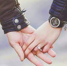 Sign up to be able to like, comment and send messages to hatoo. Rkata Koyato Ti Pomogne Da Se Izpravish Kogato Padnesh E Mnogo Po Vazhna Ot Mnogoto Rce Koito Te Pregrshat Kogato Si Couple Hands Couple Hand Dp For Whatsapp