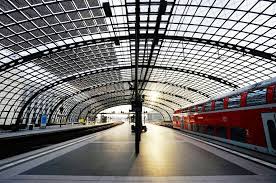 Die fahrt von salzburg hbf nach barcelona mit dem zug dauert durchschnittlich 23 std 17 min für die rund 1117 km. Reisen Klimaschutz Mehr Als Die Halfte Der Passagierfluge Sind Kurzstreckenfluge Gourmetwelten Das Genussportal