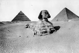 15 Extremely Rare Ancient Images Of The Pyramids Of Giza You Ve Probably Never Seen Ancient Code Egypt Pyramids Of Giza Pyramids