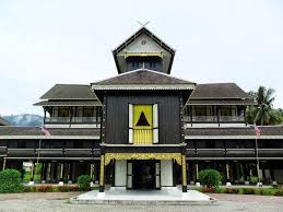 Seri menanti is the royal capital of the state of negeri sembilan, malaysia. Dibina Tanpa Sebatang Pun Paku Ini Sejarah Istana Lama Seri Menanti