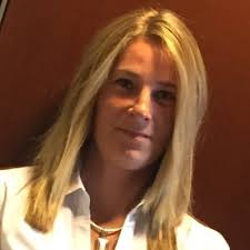 Amanda Hentges (@ALHentges)