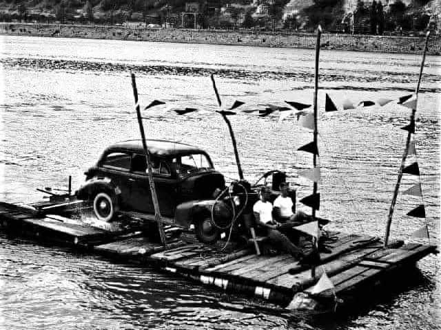 In 1930, Fred Newton set out to be the first person to swim the Mississippi  River's length, hoping the exploit would bring wealth and fame. Your  comments on this post could be