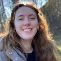 Sarah Tracey's Instagram, Twitter & Facebook