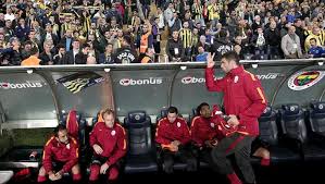 Burak yılmaz, çok iyi bir kalecimiz var, benjamin'imiz var, yusuf, araujo, ikoné, bamba var. Burak Yilmaz Dan 4 Yildiz Gondermesi
