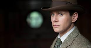 'Downton Abbey' Star Allen Leech On Lady Sybil's Death, The Christmas  Special And Series 4