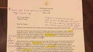 Vielen dank für den tollen brief ! Lehrerin Korrigiert Brief Von Donald Trump Panorama Sz De