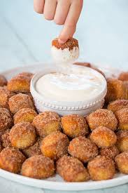 Auntie Anne S Cinnamon Sugar Pretzel Bites Food Cinnamon Sugar Pretzels Bites Desserts